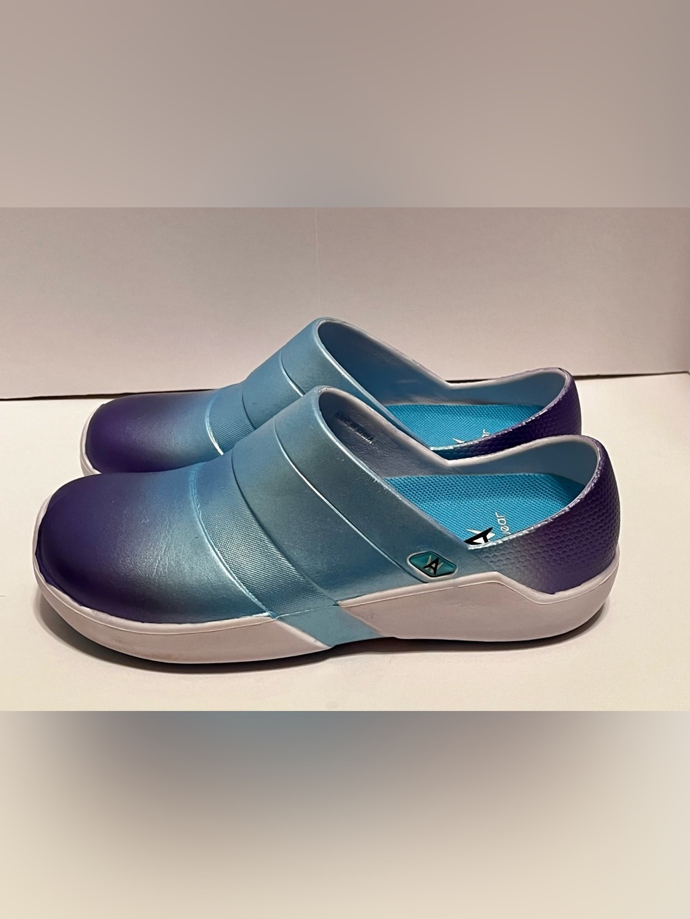 Anywear Slip and Oil Resistant Clogs
